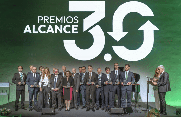 . Esta es la primera edición de estos premios, que reconocen el trabajo de las empresas que están asumiendo un papel protagonista en este desafío