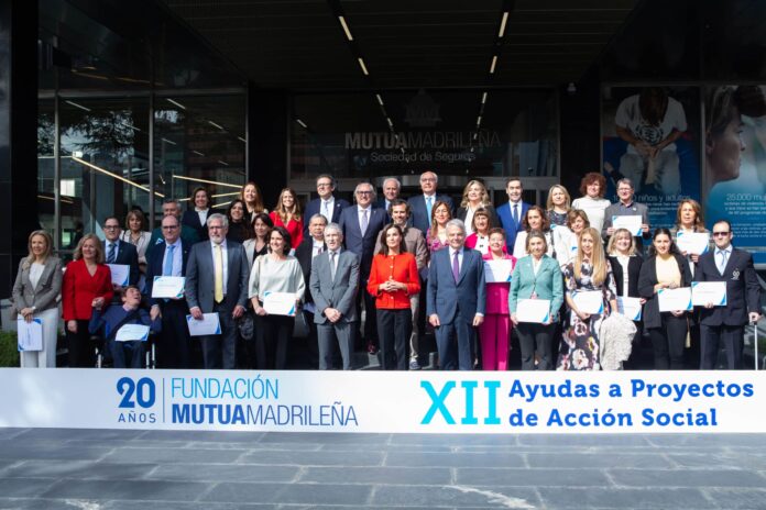 S.M. la Reina Doña Letizia ha presidido en Madridla entrega de la XII Convocatoria de Ayudas a Proyectos Sociales de la Fundación Mutua Madrileña