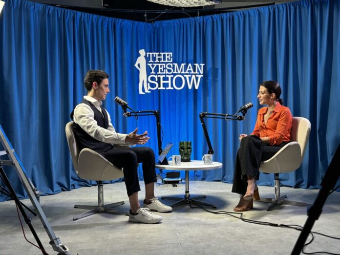 El CEO de DAZN e influencers como Izanami Martínez, Álex Barrio o Santifoods impulsan el lanzamiento del primer podcast de salud mental del ecosistema emprendedor: The Yesman Show