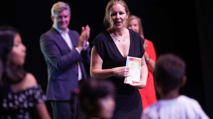 La consejera Ana Dávila durante la entrega de los Premios al Rendimiento y Esfuerzo Académico de las Residencias Infantiles