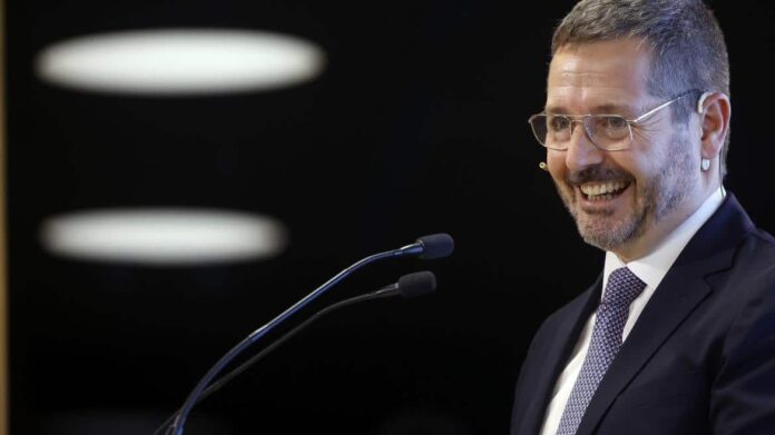 El consejero Mariano de Paco Serrano durante su intervención en el desayuno informativo de Europa Press 