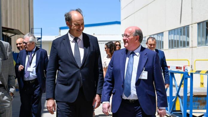 El consejero en la visita