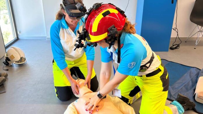 Profesionales de SUMMA 112 prueban la tecnología de Rescuer
