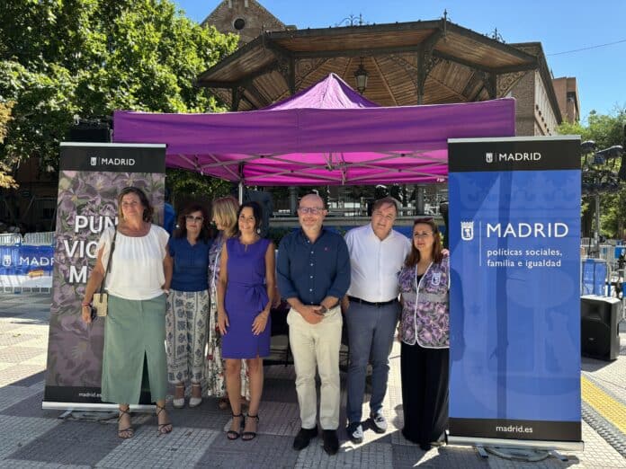 Presentación de los Puntos Violeta en el distrito de Chamberí