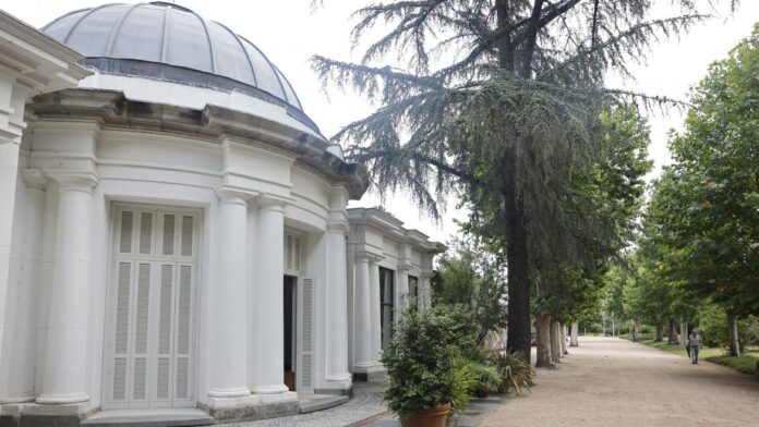 Imagen del exterior de la Estufa Grande, el edificio rehabilitado de la Finca Vista Alegre