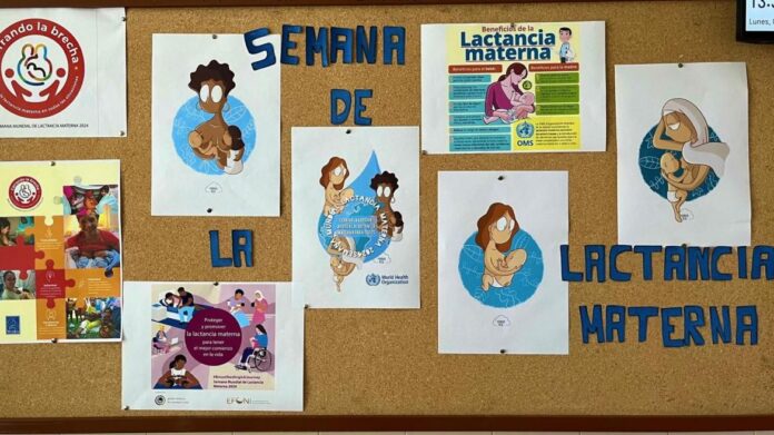 Corcho con imágenes de la campaña informativa de lactancia materna