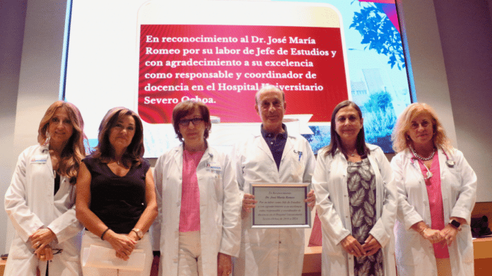 Despedida y homenaje a residentes y jefe de estudios de la docencia especializada en las Promociones 2018-2024 