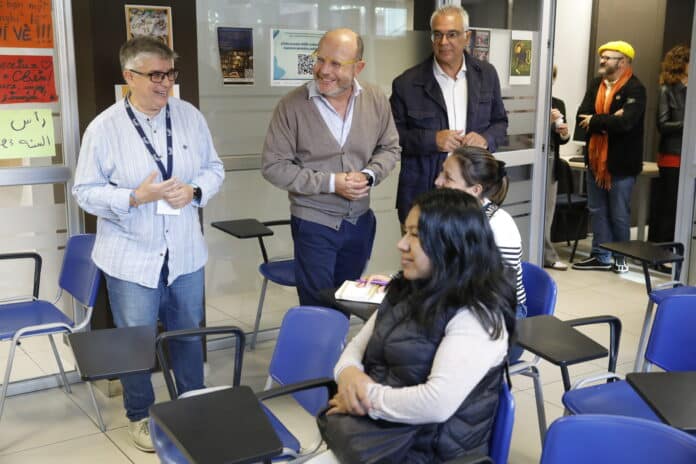 El delegado de Políticas Sociales, Familia e Igualdad, José Fernández, en su visita de hoy
