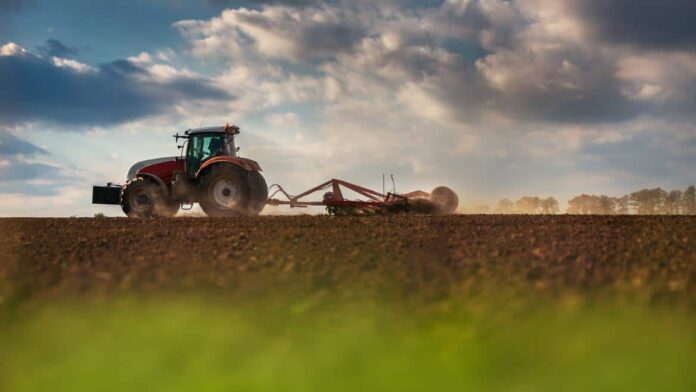 Imagen tractor agricultura 