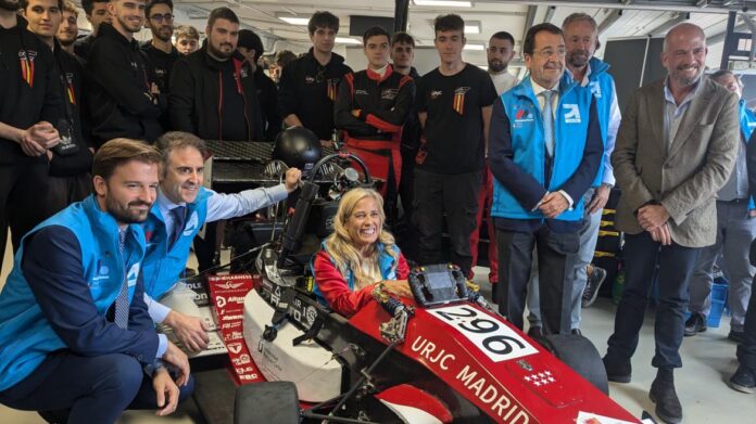 La consejera Rocío Albert durante la inauguración del IV Madrid Motor Student