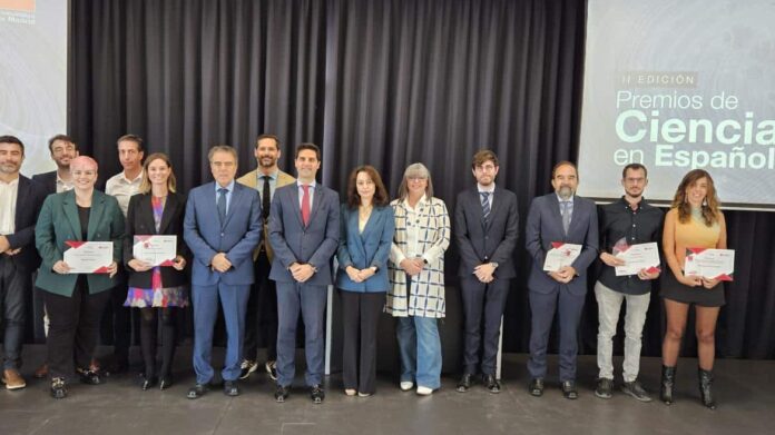 El consejero Emilio Viciana durante la entrega de los II Premios de Ciencia en Español