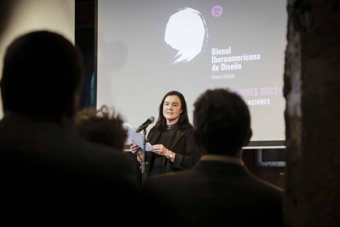 La Directora, Ana de Miguel, entregó el Premio Diseño y Ciudad , Ayuntamiento de Madrid.