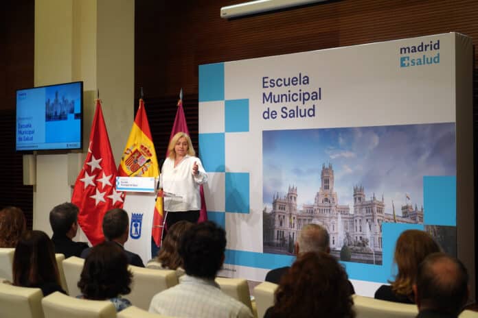 La vicealcaldesa de Madrid y delegada de Seguridad y Emergencias, Inma Sanz, durante la presentación de la nueva Escuela Municipal de Salud del Ayuntamiento de Madrid