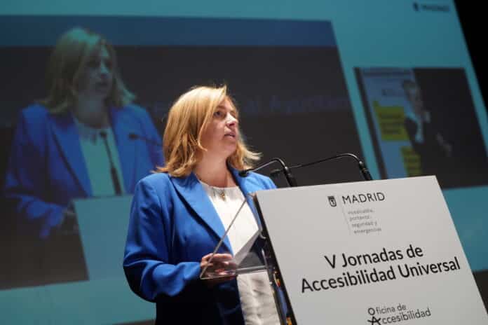 La vicealcaldesa de Madrid, Inma Sanz, durante la inauguración de las V Jornadas de Accesibilidad Universal