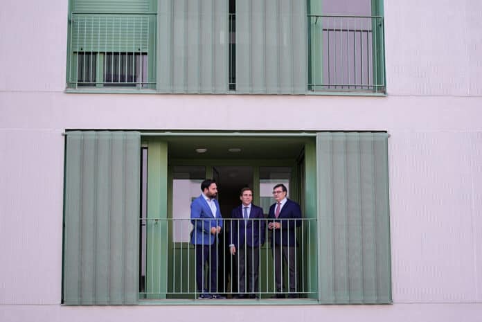 Visita a la promoción de viviendas NSA 14 de EMVS Madrid
