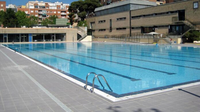 PISCINA DE VERANO