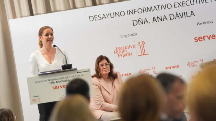 La consejera Ana Dávila durante un desayuno informativo de Executive Forum España