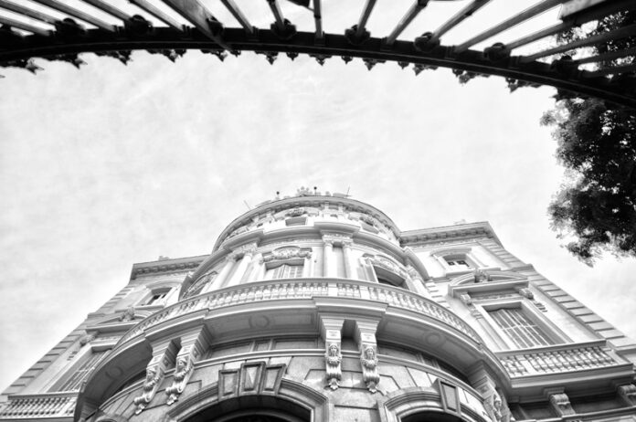 Fachada de la Casa de América de Madrid.