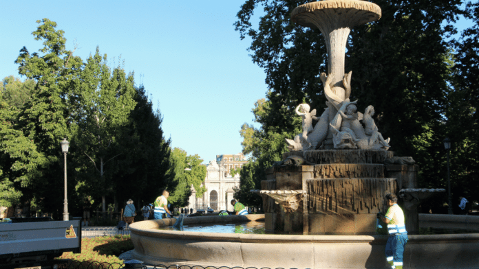Prezero cuida y mantiene el parque de El Retiro. Imagen de una de las fuentes.