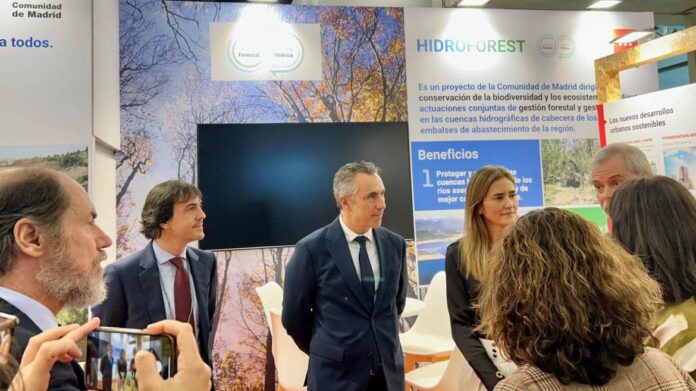 El consejero Carlos Novillo durante la inauguración de la 17ª edición del Congreso Nacional del Medio Ambiente