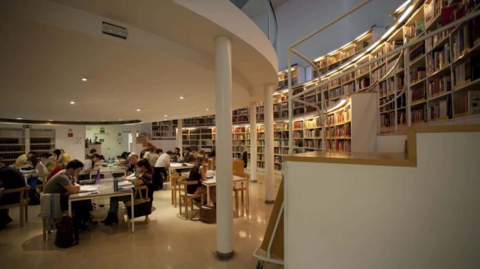 Biblioteca Pedro Salinas