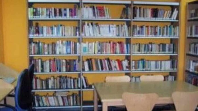 Interior Centro Lectura Valdeolmos-Alalpardo