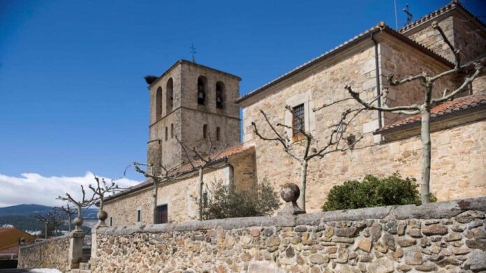Vista de la iglesia de San Vicente Mártir 