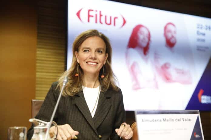 La concejala delegada de Turismo, Almudena Maíllo, durante la presentación de la 45 dedición de FITUR en IFEMA