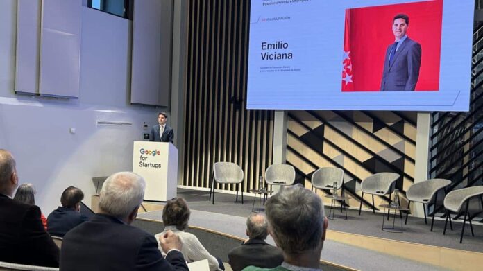 El consejero Emilio Viciana en la jornada sobre los Planes Complementarios de Investigación