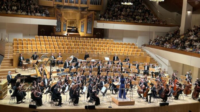 Imagen de cabecera #0 de la página de "La Orquesta y Coro de la Comunidad de Madrid ofreció 168 conciertos en 30 espacios diferentes en 2024"