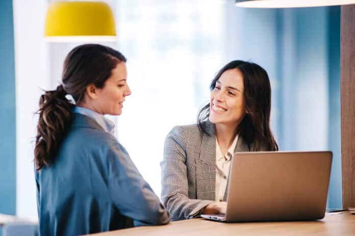 CaixaBank reafirma su compromiso con la diversidad y espera alcanzar el 45% de mujeres en posiciones directivas en 2027