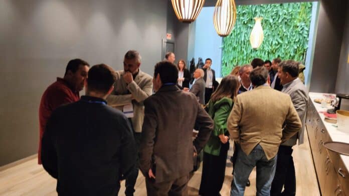Networking_aecim