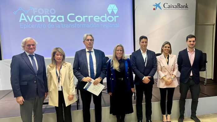 La consejera Rocío Albert en el Foro Avanza Corredor