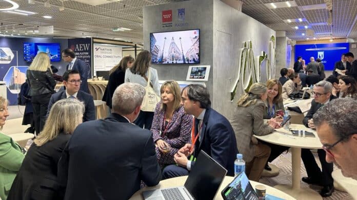 Una delegación de la Consejería de Medio Ambiente, Agricultura e Interior participa en MIPIM 2025