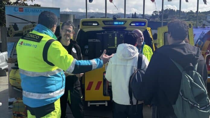 Imagen de la exposición de recursos móviles de emergencias en las VIII Jornadas de Técnicos en Emergencias Sanitarias de Orense