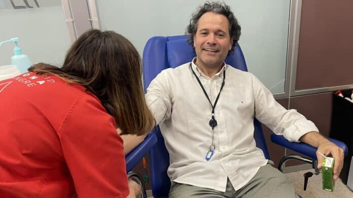 98 personas donan sangre en el ‘maratón’ de primavera del Hospital público Infanta Cristina   