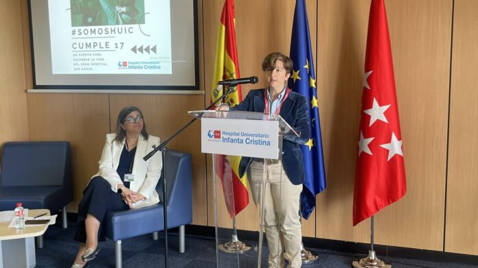 La Gerente Asistencial de Hospitales, Mercedes Navío, inaugura la jornada de XVII Aniversario del Hospital Universitario Infanta Criatina
