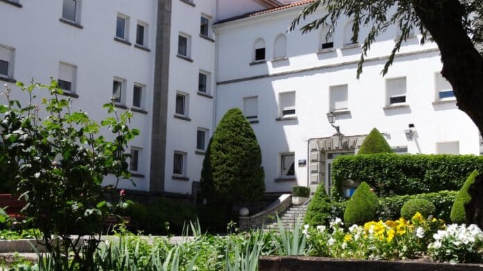 Fachada Hospital Guadarrama