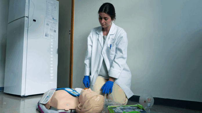 Alumna realizando la prueba