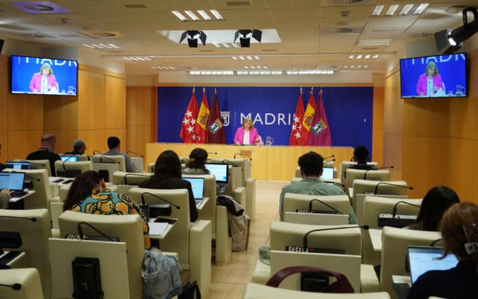 La vicealcaldesa, Inma Sanz, durante la rueda de prensa posterior a la Junta de Gobierno