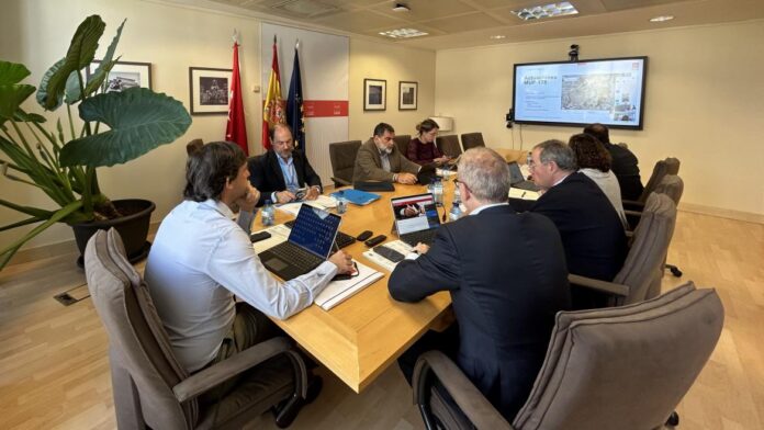 El viceconsejero, Rafael García, en la reunión del Consejo de Medio Ambiente celebrada esta semana