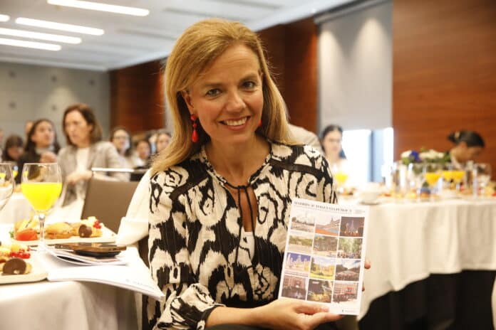 La concejala delegada de Turismo, Almudena Maíllo, durante la presentación de la ‘Guía de actos en vía pública’ de Madrid Convention Bureau