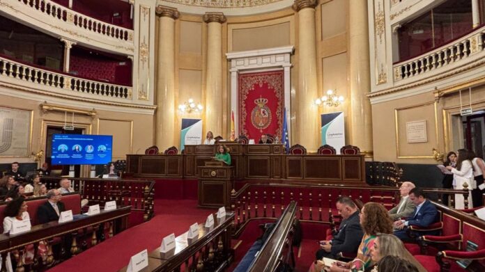 La consejera Fátima Matute en la jornada El papel de las CCAA para impulsar la detección precoz del cáncer de pulmón en España