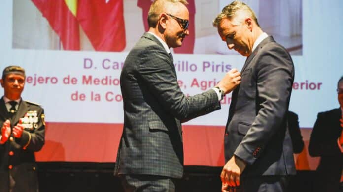 Novillo, distinguido con la Medalla de la Policía municipal de Móstoles