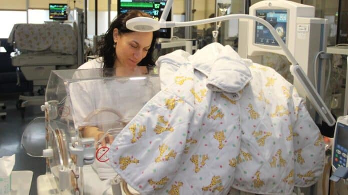 El Clínico San Carlos promueve entornos acogedores en Neonatología