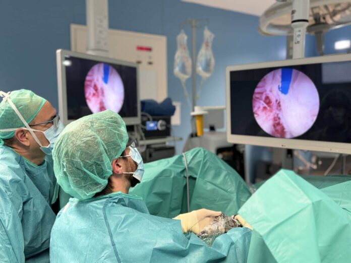 Dr. Gregorio Garmendia, jefe del servicio de Urología de Policlínica Gipuzkoa: "La prevención, el diagnóstico precoz y la cirugía robótica han supuesto un gran paso en el tratamiento del cáncer de próstata"