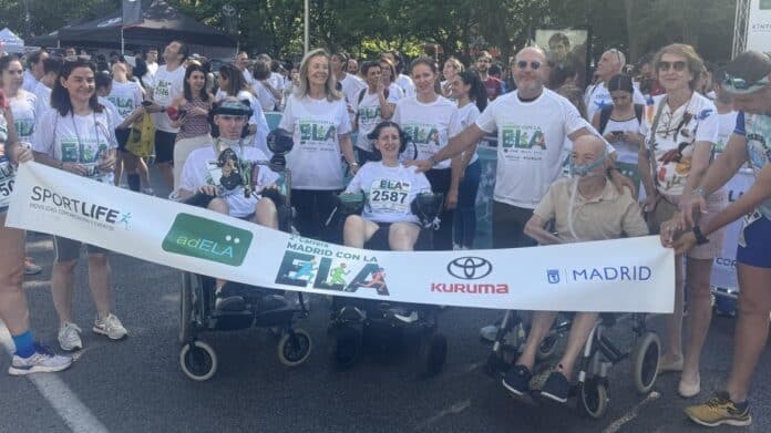 Ana Dávila en la II Carrera Madrid con la ELA