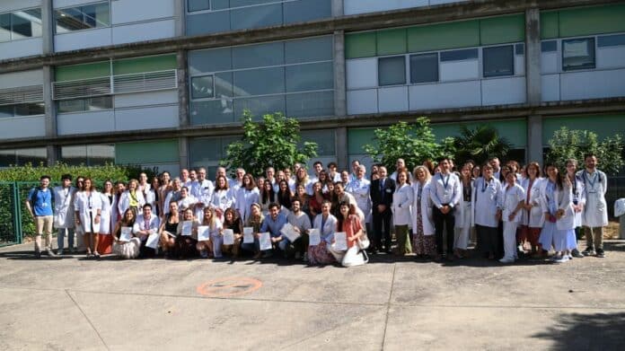 Acto despedida Residentes HUIL