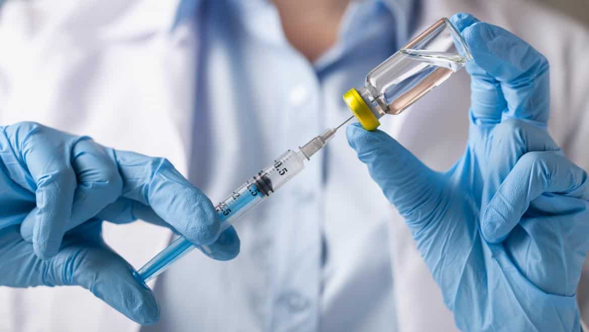 La Comunidad de Madrid Adquiere Más de 1,7 Millones de Vacunas para Proteger a Grupos Vulnerables contra la Gripe, Bronquiolitis y Neumonía