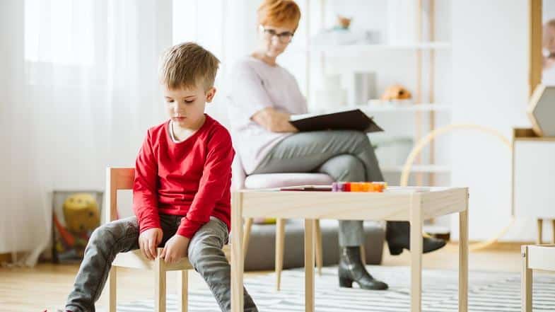 La Comunidad de Madrid Lanza Iniciativa de Atención Temprana para Apoyar a Niños con Autismo en sus Entornos Cotidianos